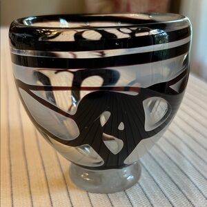 Vintage Hand Blown Art Glass Vase Decor.